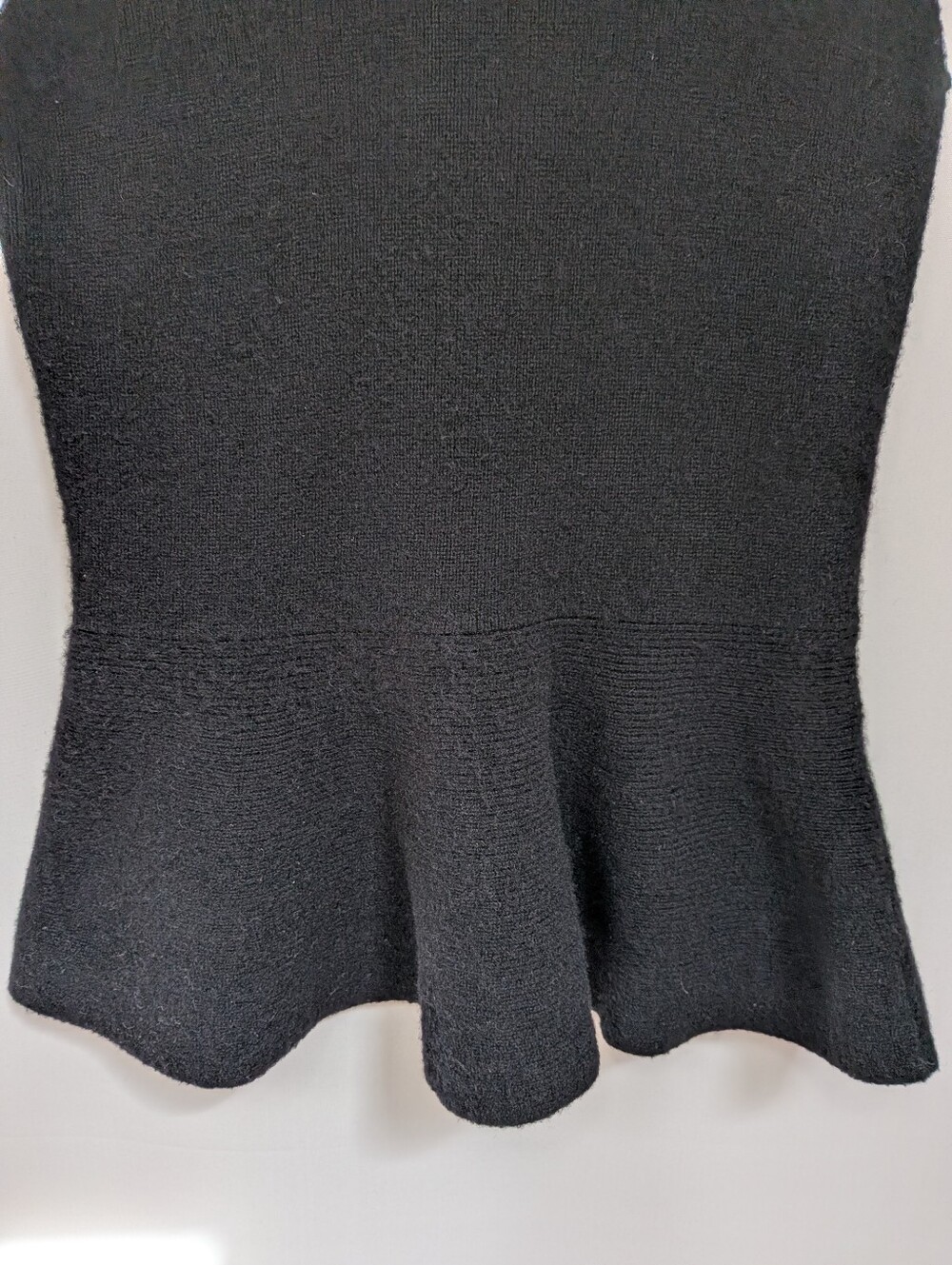 Veronica Beard 100% Cashmere Black Sleeveless Peplum Sweater Tank Top Size XS - Picture 5 of 9